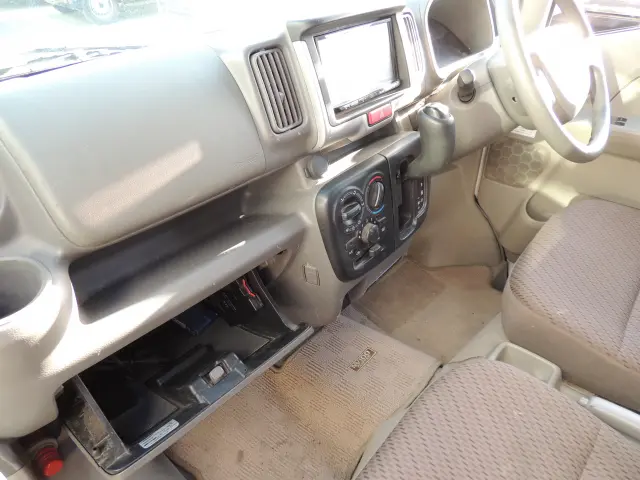 日産 クリッパーバン HBD-DR17V(2WD)の写真46