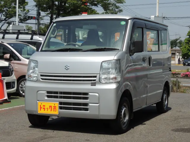 スズキ エブリイ HBD-DA17V(2WD)の写真1