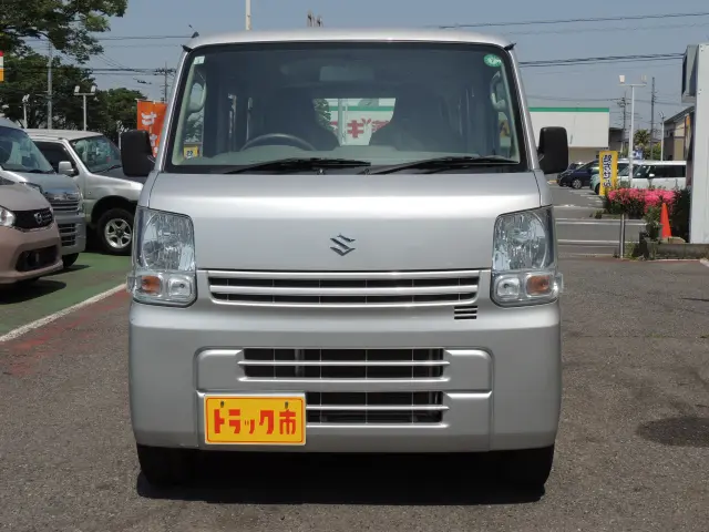 スズキ エブリイ HBD-DA17V(2WD)の写真2