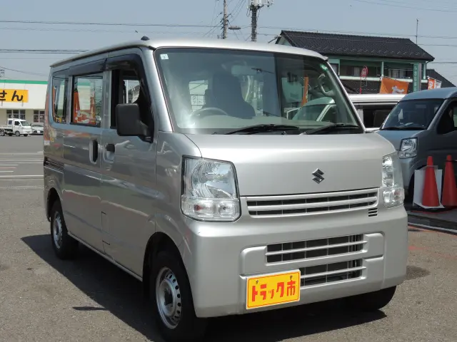 スズキ エブリイ HBD-DA17V(2WD)の写真3