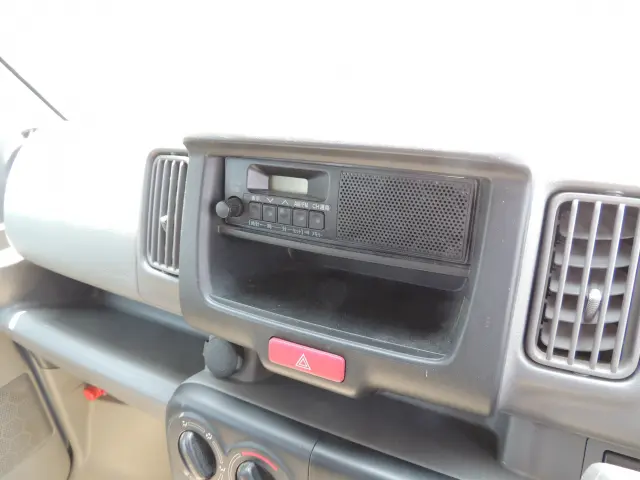 スズキ エブリイ HBD-DA17V(2WD)の写真39