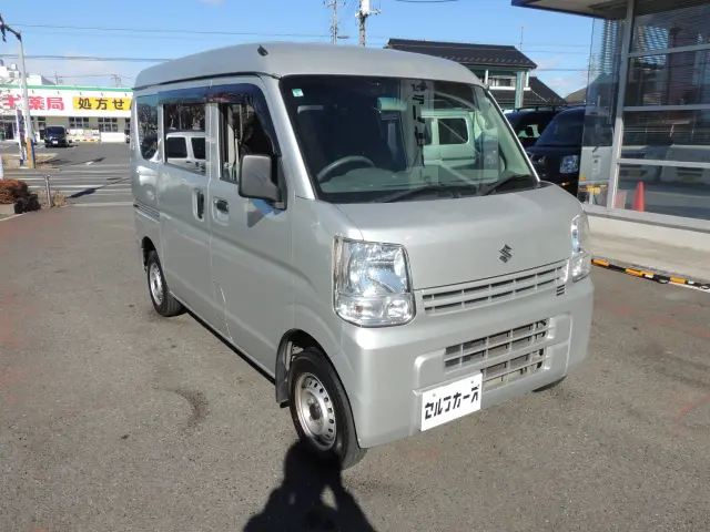 スズキ エブリイ HBD-DA17V(2WD)の写真3