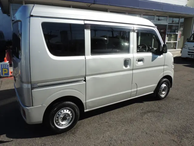 スズキ エブリイ HBD-DA17V(2WD)の写真8