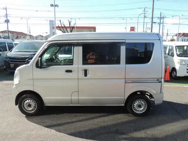 スズキ エブリイ HBD-DA17V(2WD)の写真13