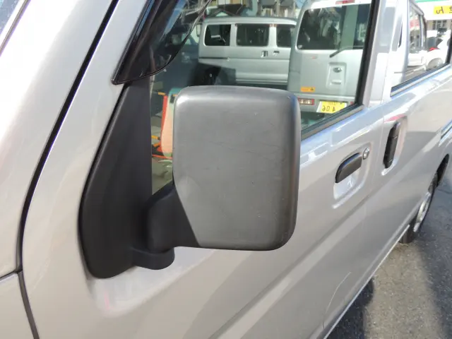 スズキ エブリイ HBD-DA17V(2WD)の写真19