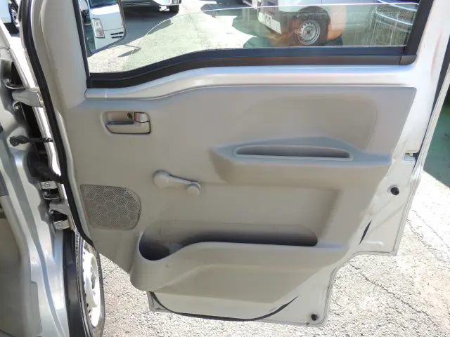 スズキ エブリイ HBD-DA17V(2WD)の写真25