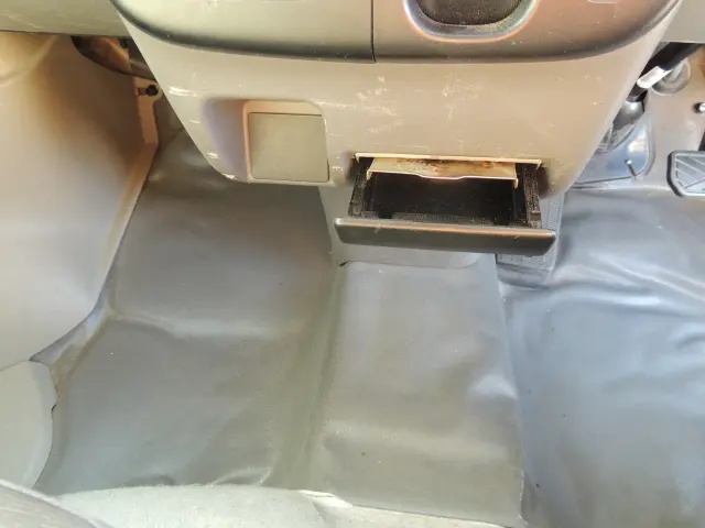 スズキ エブリイ HBD-DA17V(2WD)の写真32