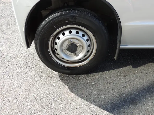 スズキ エブリイ HBD-DA17V(2WD)の写真45