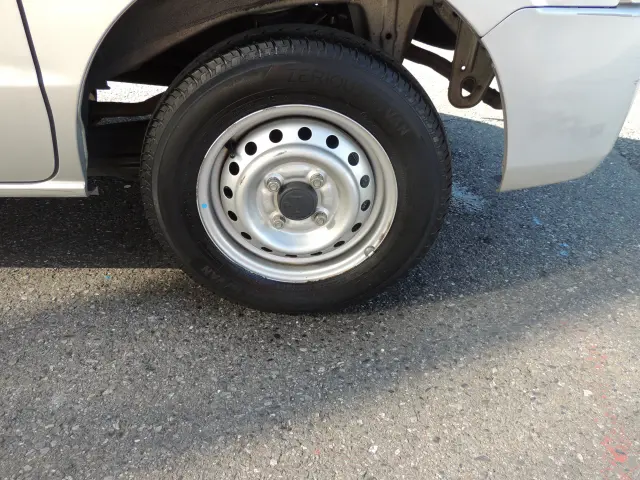 スズキ エブリイ HBD-DA17V(2WD)の写真46