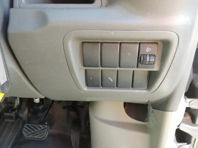 スズキ エブリイ HBD-DA17V(2WD)の写真49