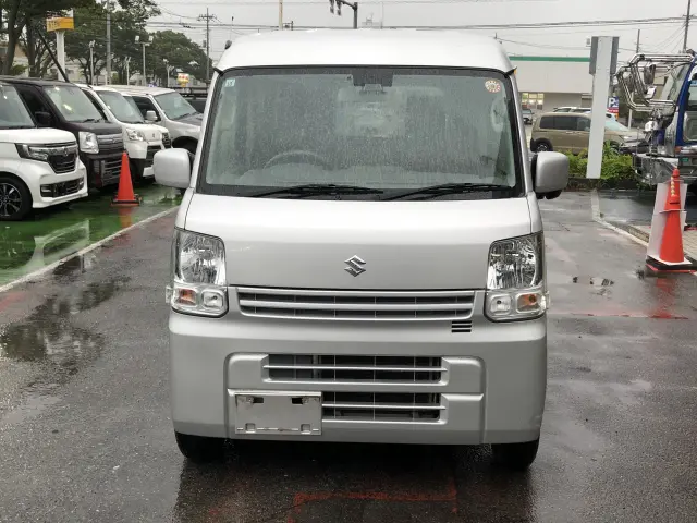 スズキ エブリイ HBD-DA17V(2WD)の写真2