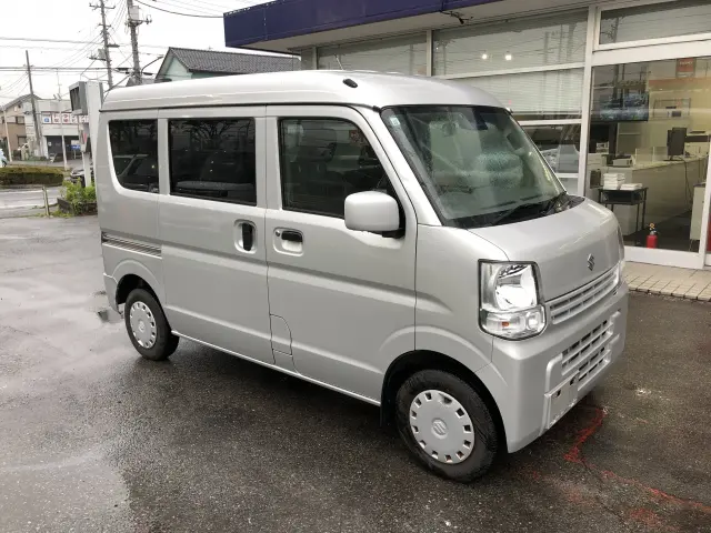 スズキ エブリイ HBD-DA17V(2WD)の写真4