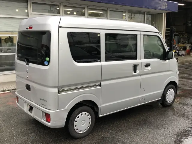 スズキ エブリイ HBD-DA17V(2WD)の写真6