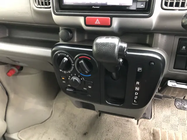 スズキ エブリイ HBD-DA17V(2WD)の写真22