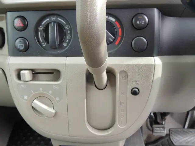 スズキ エブリイ EBD-DA64V(2WD)の写真33