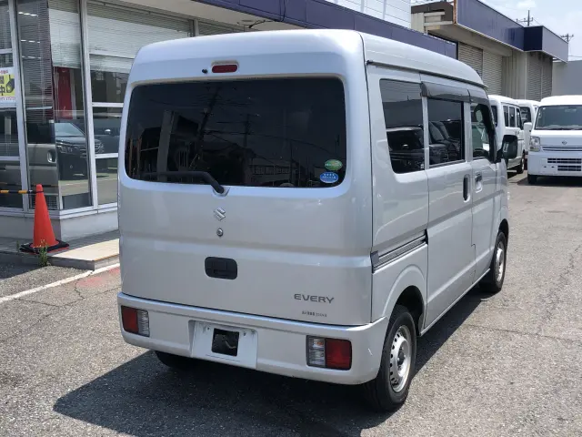スズキ エブリイ HBD-DA17V(4WD)の写真7