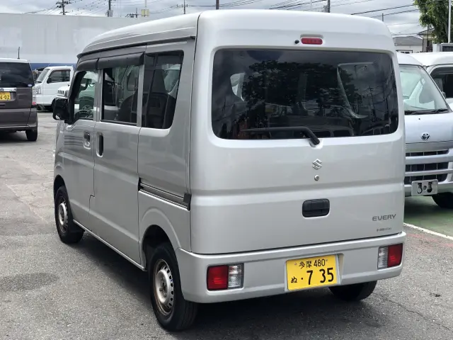 スズキ エブリイ HBD-DA17V(2WD)の写真9