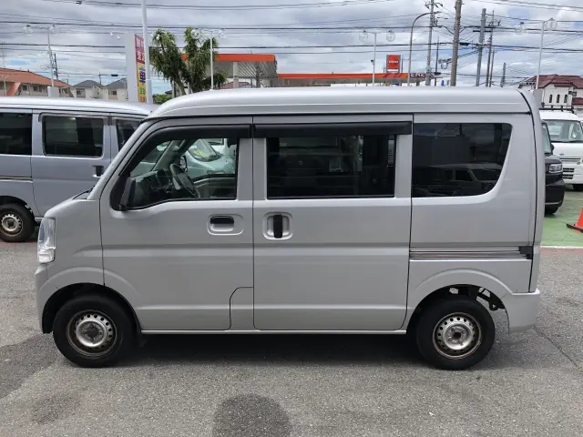 スズキ エブリイ HBD-DA17V(2WD)の写真11