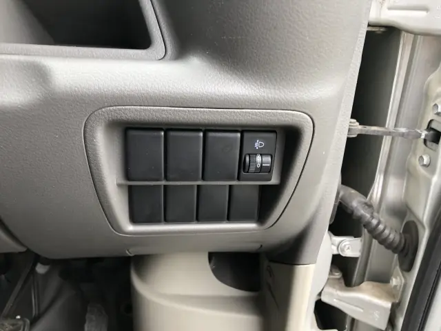 スズキ エブリイ HBD-DA17V(2WD)の写真36