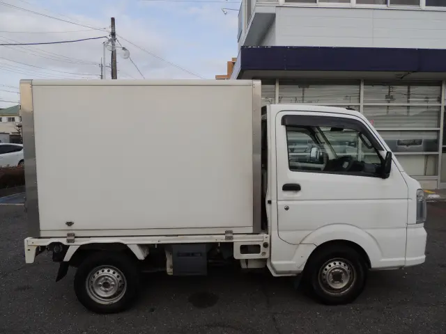 スズキ キャリイ EBD-DA16T(2WD)の写真5