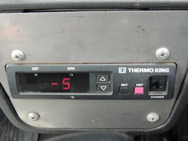 スズキ キャリイ EBD-DA16T(2WD)の写真37