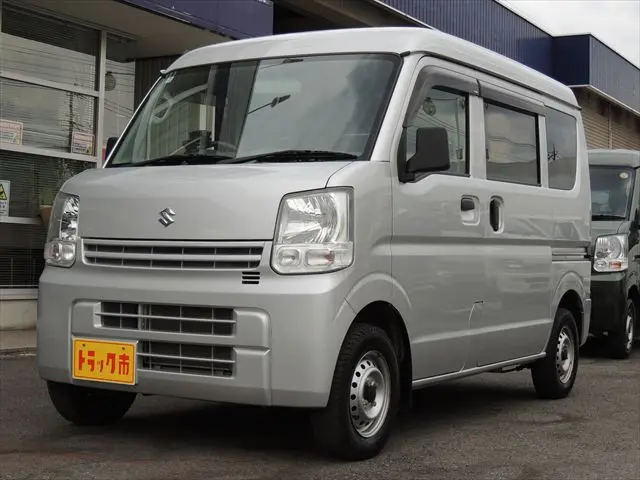 スズキ エブリイ HBD-DA17V(2WD)の写真1