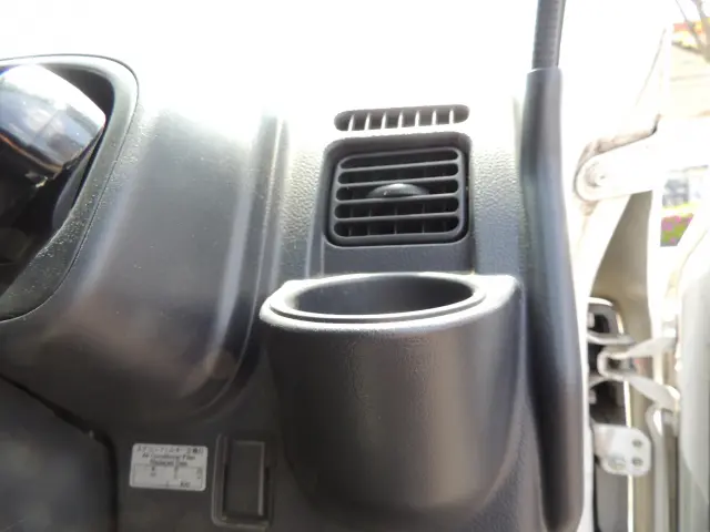 日産 クリッパートラック EBD-DR16T(2WD)の写真36