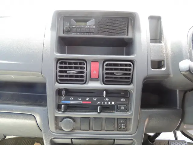 日産 クリッパートラック EBD-DR16T(2WD)の写真37