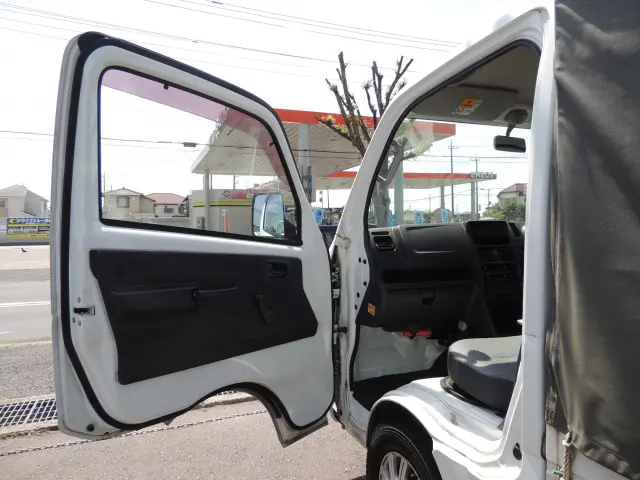 日産 クリッパートラック EBD-DR16T(2WD)の写真46