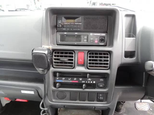 日産 クリッパートラック EBD-DR16T(2WD)の写真31