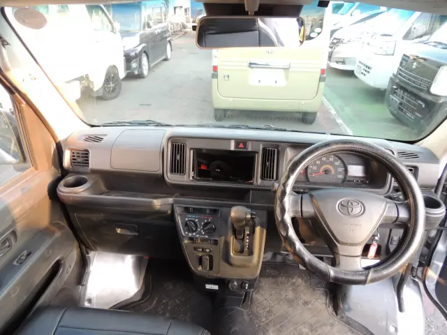 ★車検整備付のお車は「車検2年分の金額込みの総額費用」となっております!|トヨタ ピクシスバン 3BD-S321Mの写真40