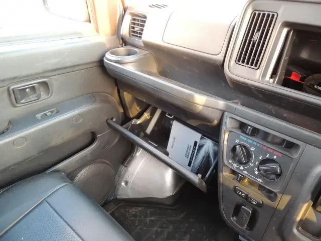 ★車検整備付のお車は「車検2年分の金額込みの総額費用」となっております!|トヨタ ピクシスバン 3BD-S321Mの写真50