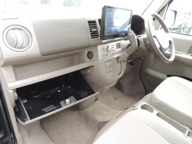 日産 クリッパーバン ABA-DR64W(2WD)の写真47