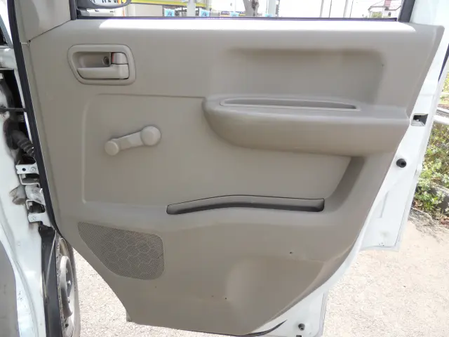 スズキ エブリイ EBD-DA64V(2WD)の写真24