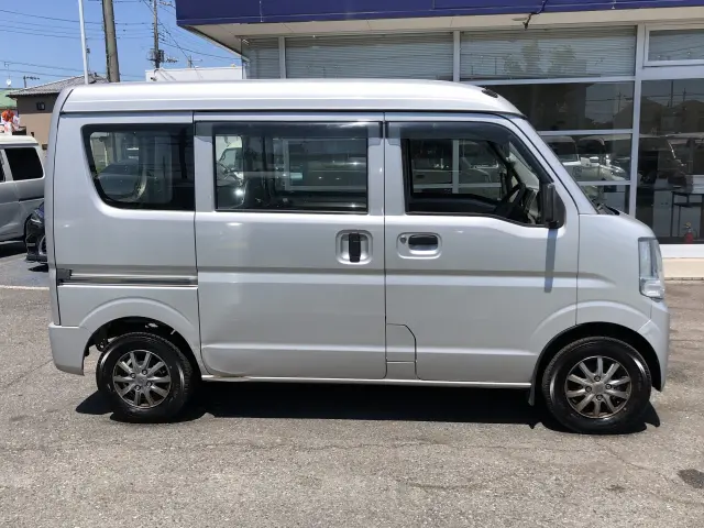 三菱 ミニキャブバン HBD-DS17V(2WD)の写真5