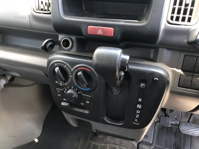 三菱 ミニキャブバン HBD-DS17V(2WD)の写真42