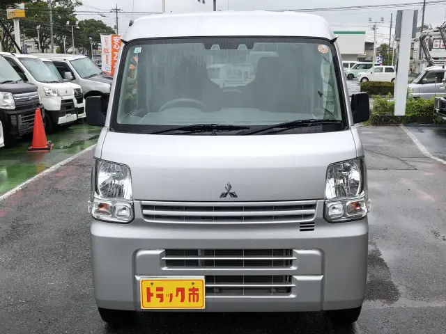 三菱 ミニキャブバン HBD-DS17V(2WD)の写真2
