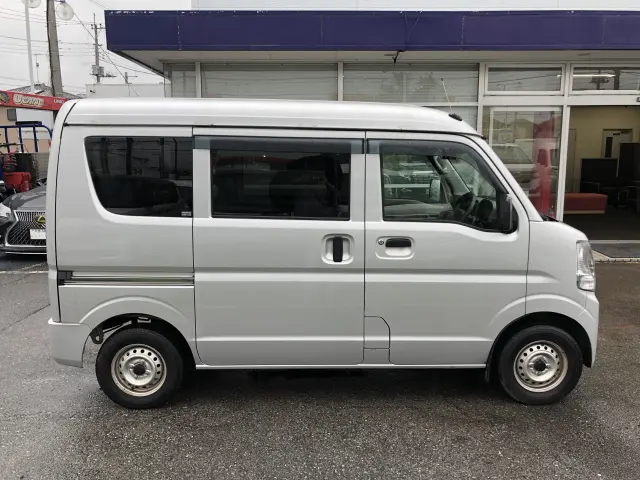 三菱 ミニキャブバン HBD-DS17V(2WD)の写真5