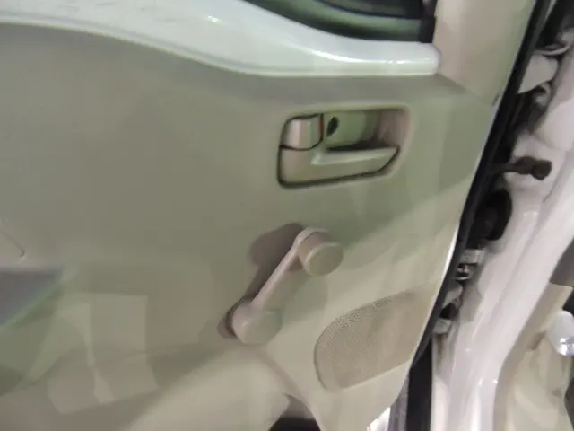 三菱 ミニキャブバン HBD-DS17V(2WD)の写真38