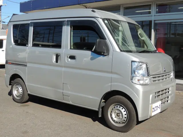 三菱 ミニキャブバン HBD-DS17V(4WD)の写真4
