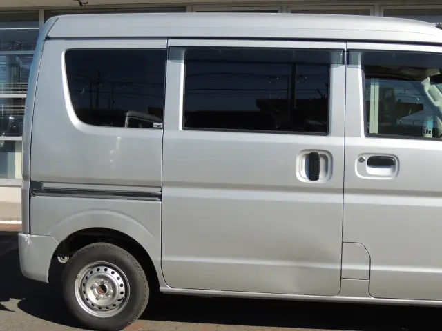 三菱 ミニキャブバン HBD-DS17V(4WD)の写真7