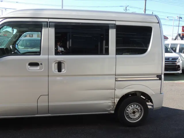 三菱 ミニキャブバン HBD-DS17V(4WD)の写真14