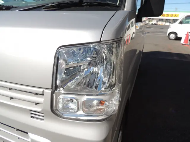 三菱 ミニキャブバン HBD-DS17V(4WD)の写真17