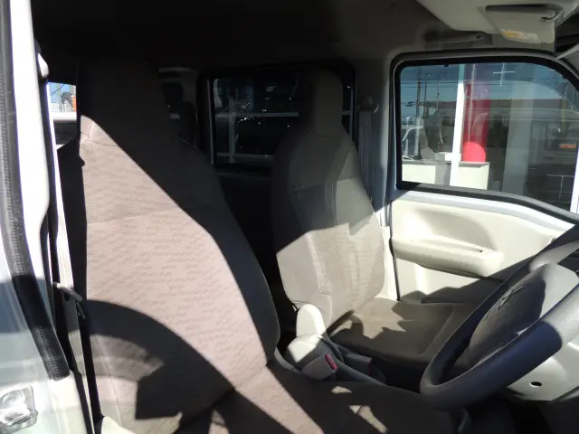 三菱 ミニキャブバン HBD-DS17V(4WD)の写真24