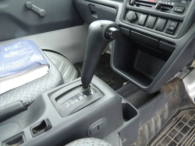 スズキ キャリイ EBD-DA16T(2WD)の写真30