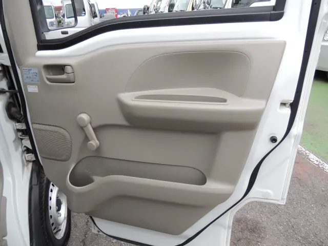 三菱 ミニキャブバン HBD-DS17V(2WD)の写真25