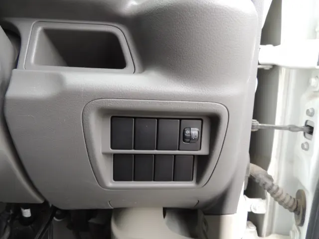 三菱 ミニキャブバン HBD-DS17V(2WD)の写真40