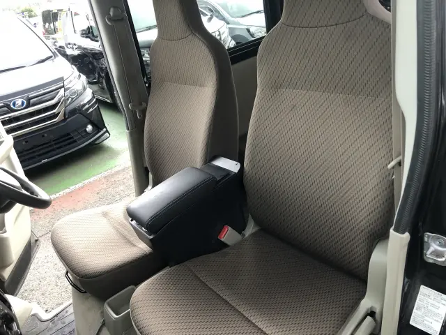 スズキ エブリイ HBD-DA17V(2WD)の写真32