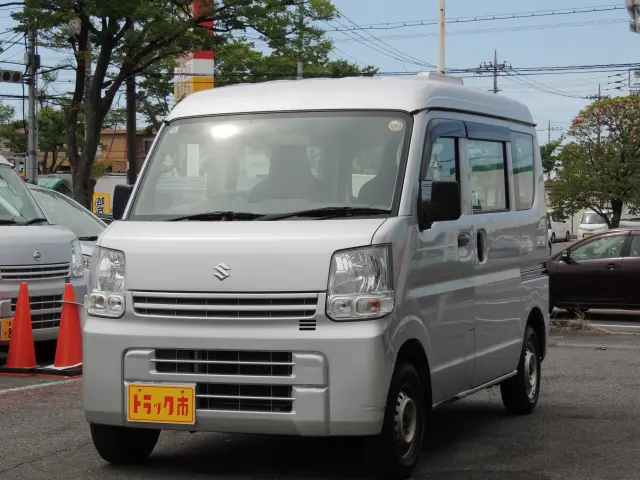 スズキ エブリイ HBD-DA17V(2WD)の写真1