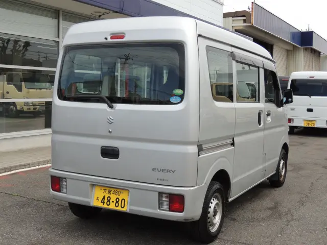 スズキ エブリイ HBD-DA17V(2WD)の写真7